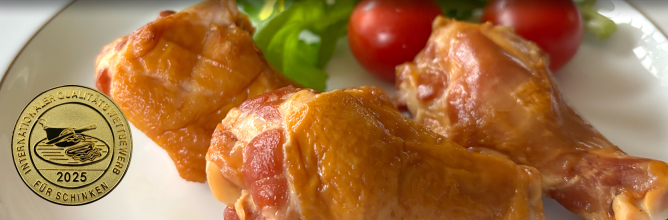 手羽元の燻製　3本